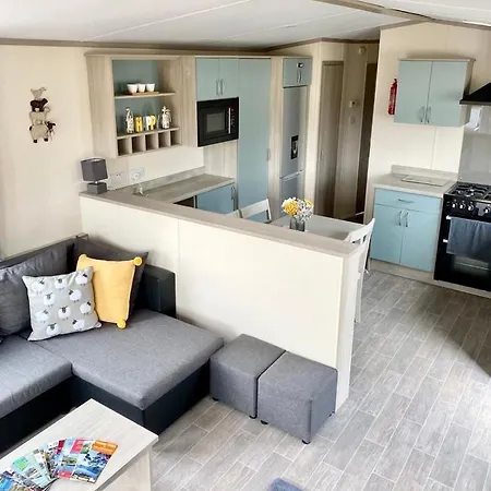 Poppy 2 Bed, Wifi, Pets Welcome Plot 40 No Commercial Lettings * High Hesket