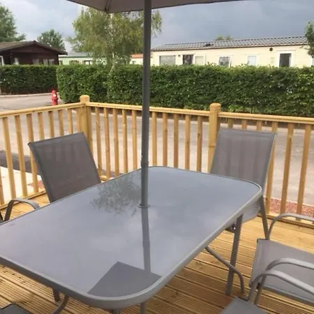 Poppy 2 Bed, Wifi, Pets Welcome Plot 40 No Commercial Lettings База отдыха High Hesket
